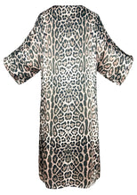 Load image into Gallery viewer, Cheetah Midi Kimono - Resort Collection